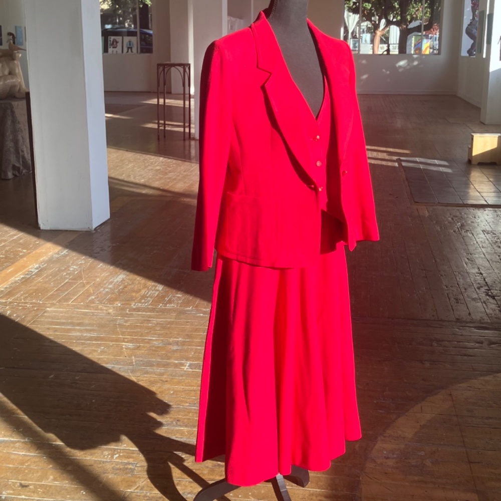 red 3pc vintage wool circle skirt set/suit - Picture 2 of 16